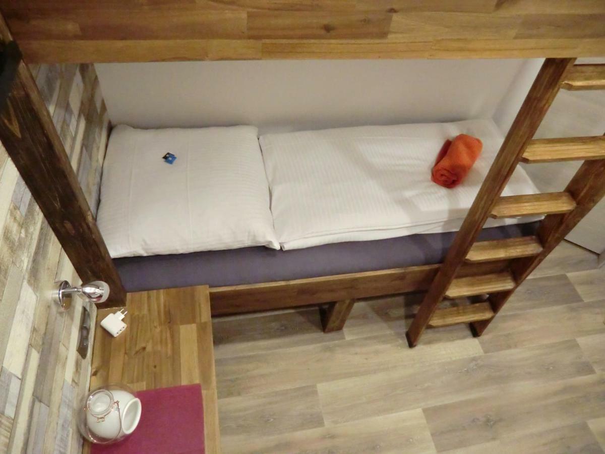 Cityflair Apartments&rooms 3*